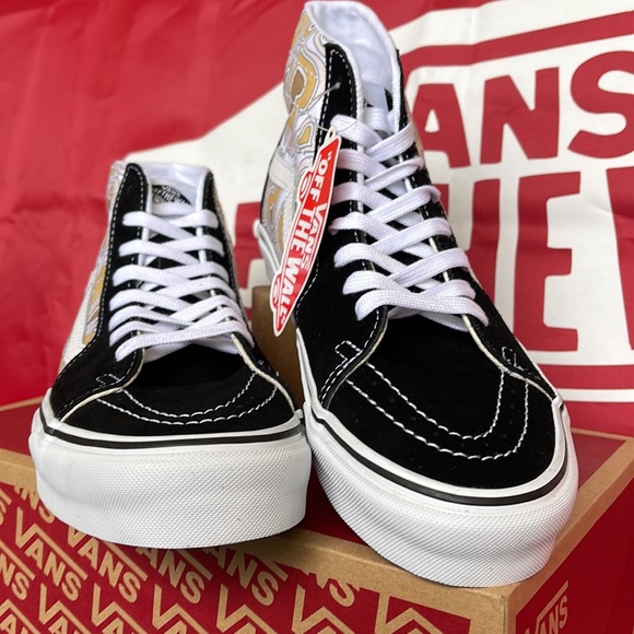 Vans Sk8-Hi Tapered
Trippy Hearts Multi/White
VNOA4U16JBW

WOMEN’S sneakers - Picture 9 of 16